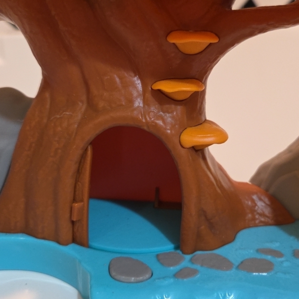 Disney Encanto Antonio's Tree House Play Set Incomplete Set No Box - Picture 4 of 9